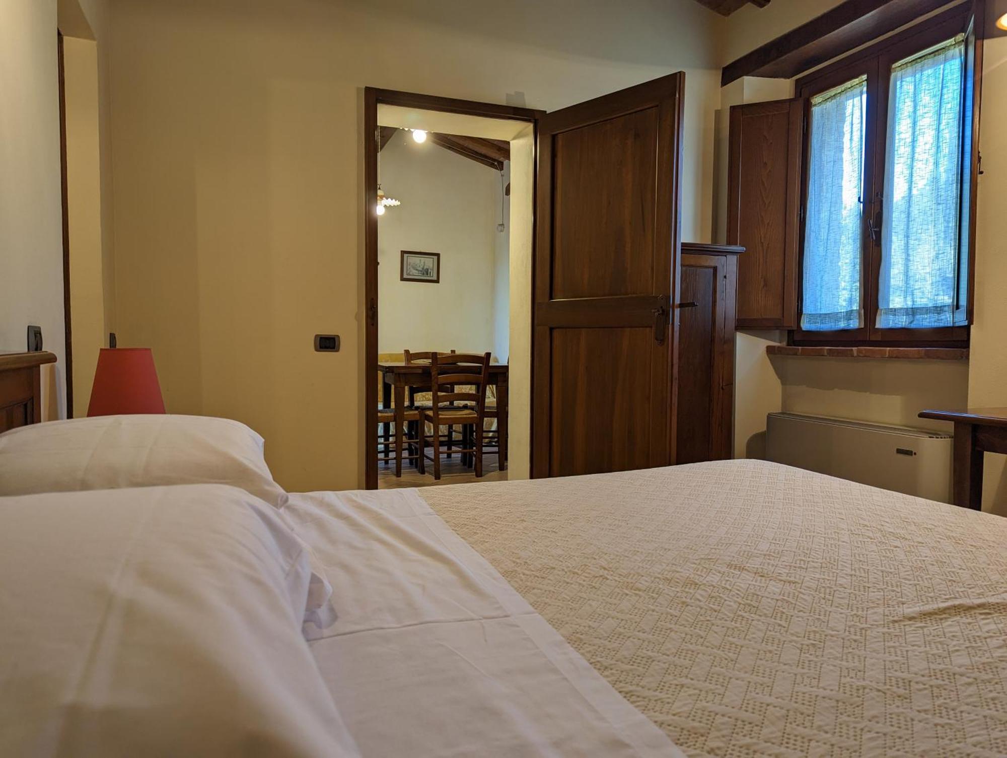 La Fonte Di Montebuono Villa Magione Room photo