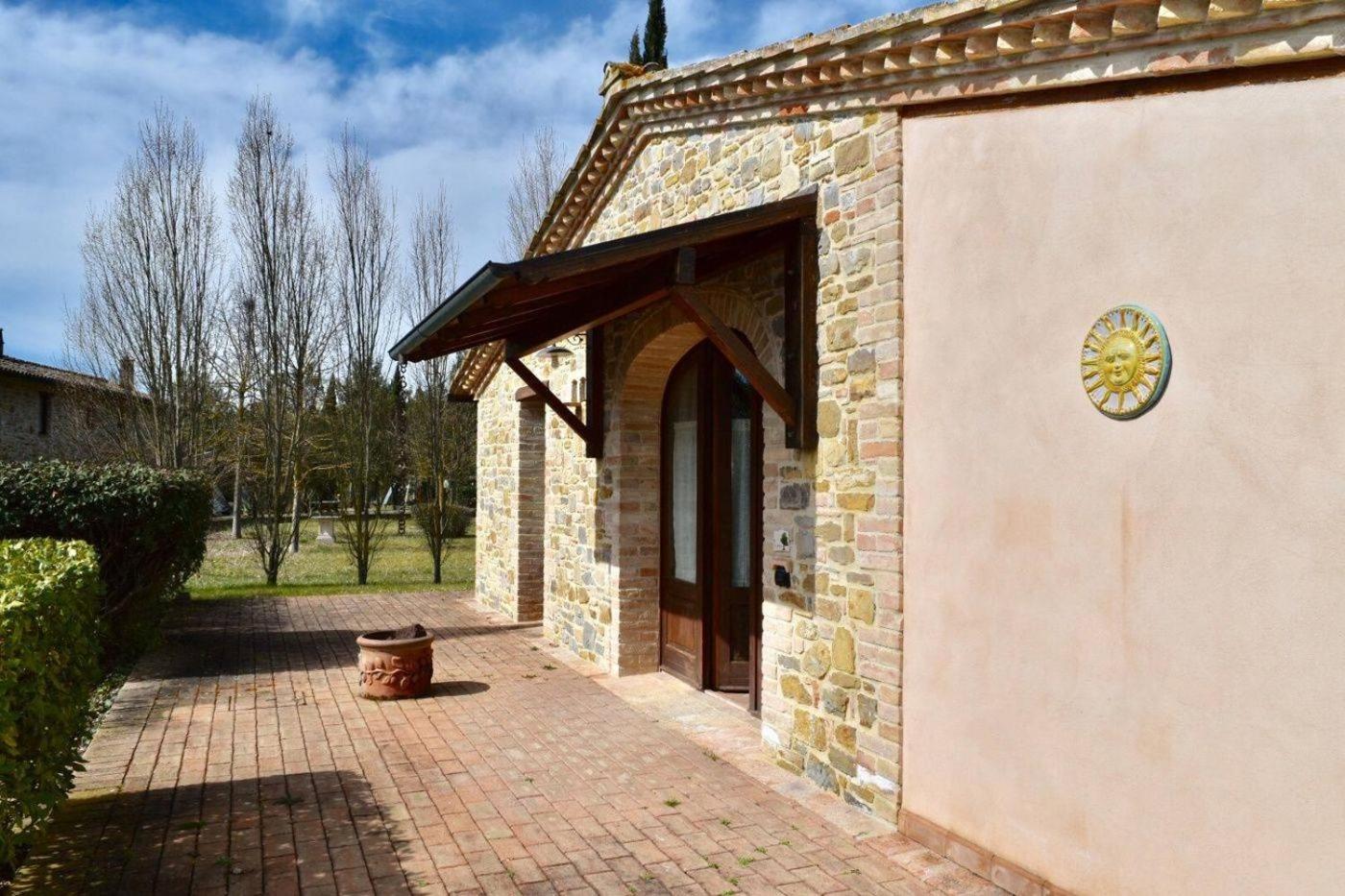 La Fonte Di Montebuono Villa Magione Room photo